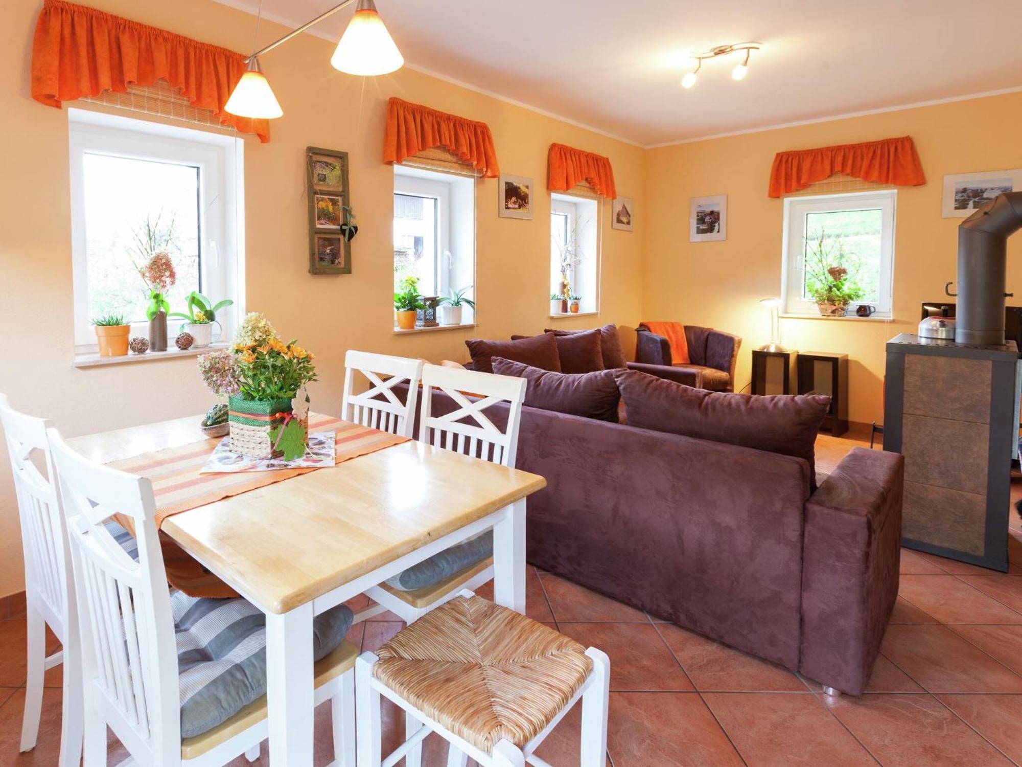 Charming Holiday Home In Hohnstein Ot Lohsdorf Eksteriør bilde
