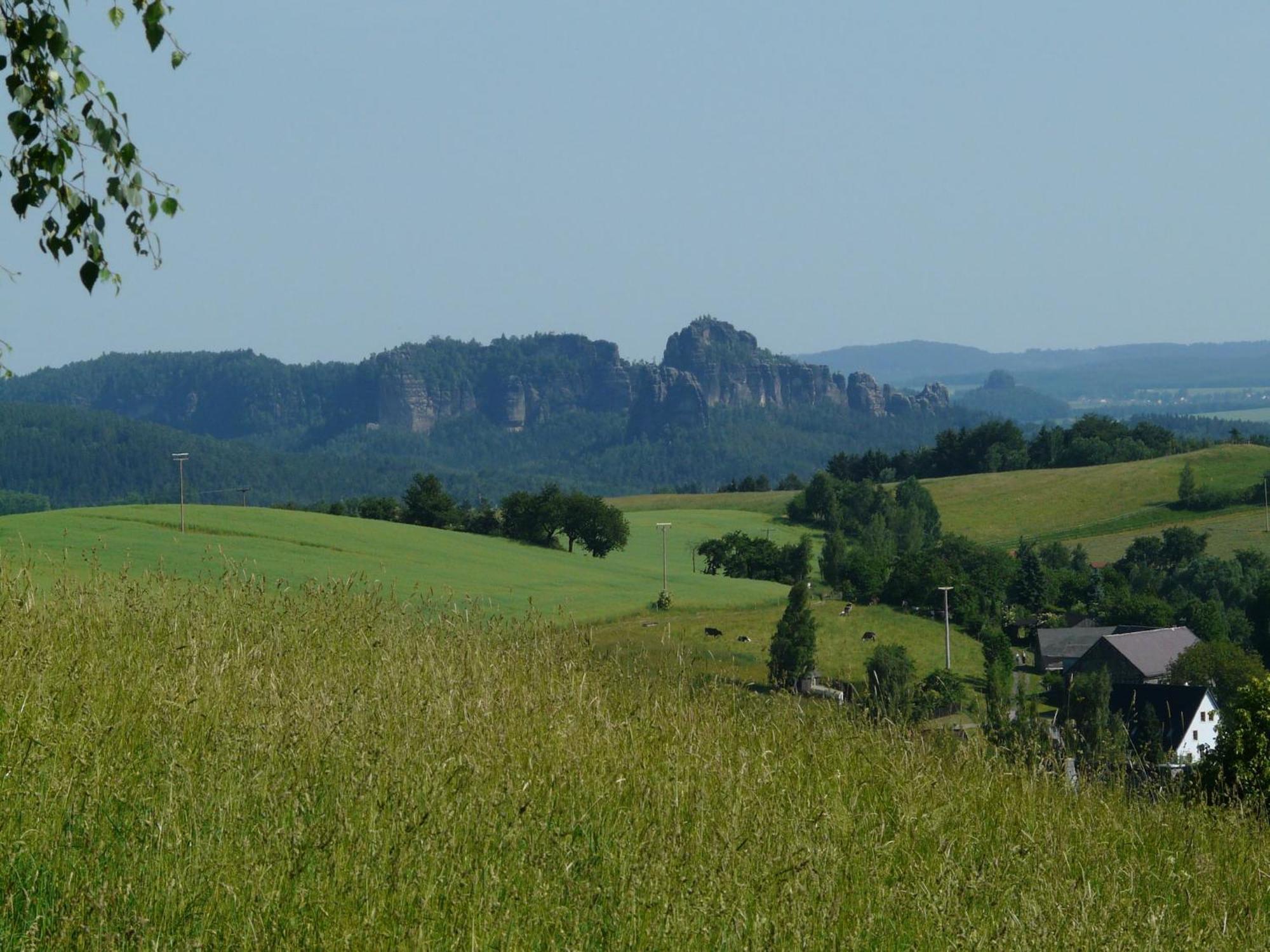 Charming Holiday Home In Hohnstein Ot Lohsdorf Eksteriør bilde